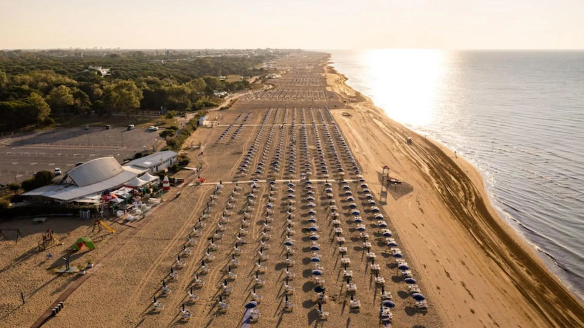 Sunny Garden Retreat Near The Sea Apartment Bibione